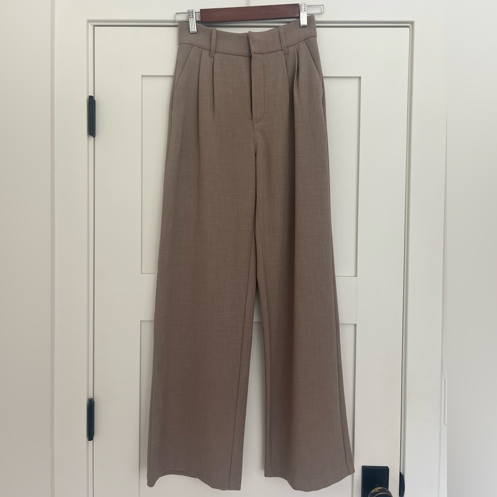 Abercrombie & Fitch women’s trousers